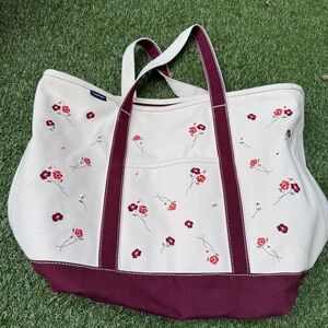 Lands End XL 5 Pocket Zip Top Tote